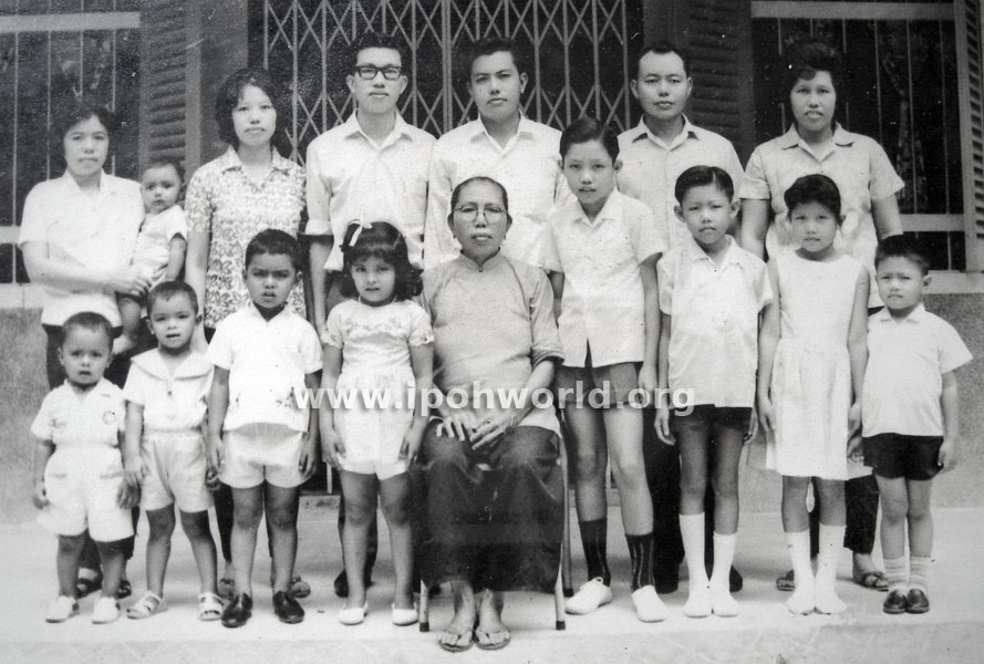 VNK & LEONG FAMILIES 1966